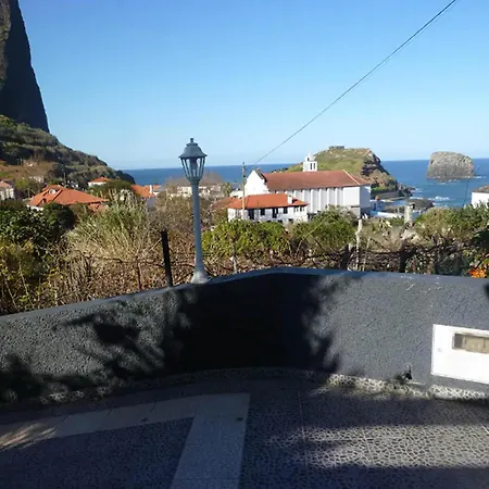 In With Ocean Views * Porto Da Cruz