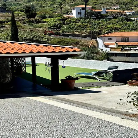 Сasa de vacaciones Fantastic With Sea Views *